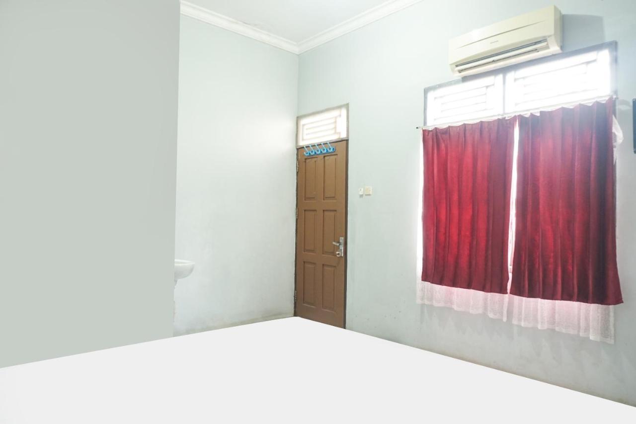 Spot On 91970 Biru Homestay Martapura  Exterior photo